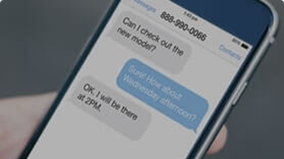 Image of a auto dealership texting with customers